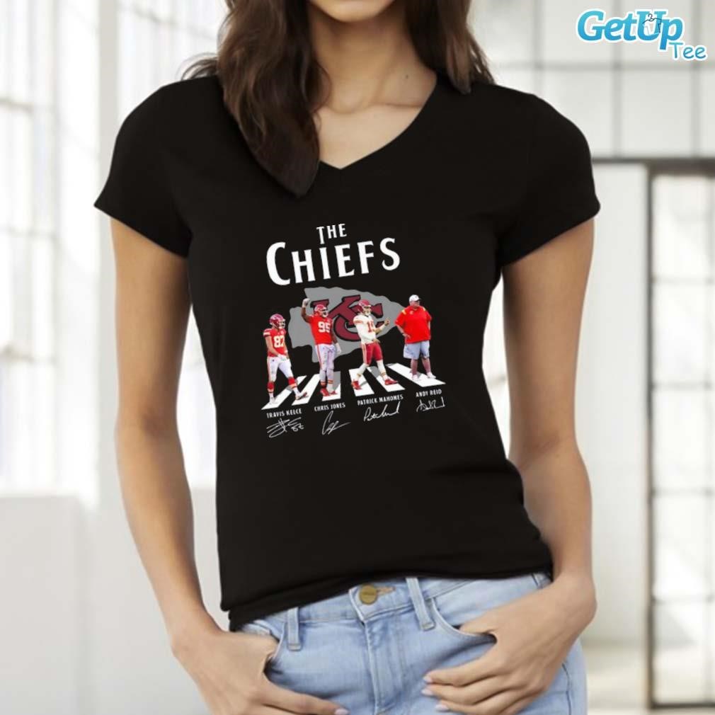 The Kansas City Chiefs Travis Kelce Chris Jones Patrick Mahomes Andy Reid  signatures photo design t-shirt, hoodie, sweater, long sleeve and tank top